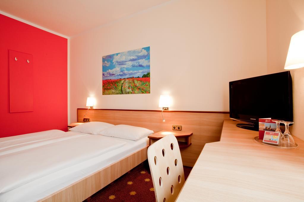 Hotel Vienna House Easy By Wyndham 3*