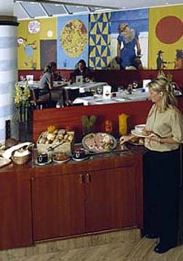 Vienna House Easy By Wyndham Hotel Rostock